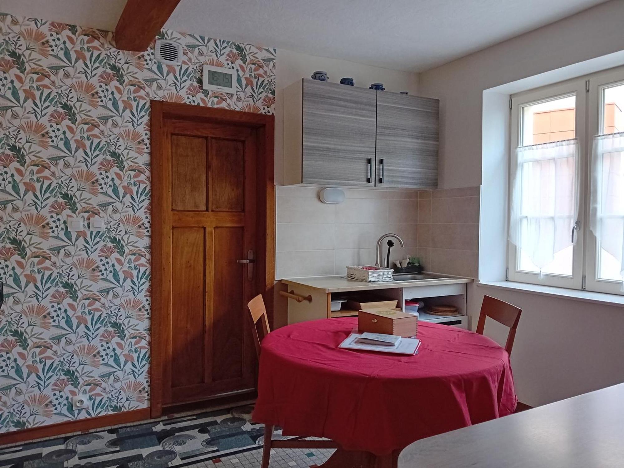Le Balcon Apartment *