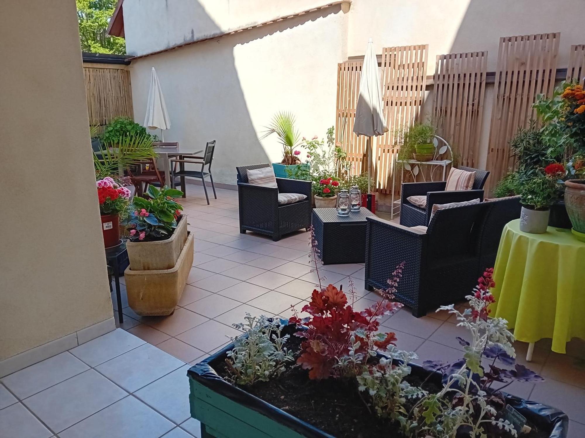 Le Balcon Apartment